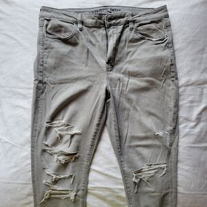 American Eagle Outfitters Distressed Skinny Jeans in Light Gray